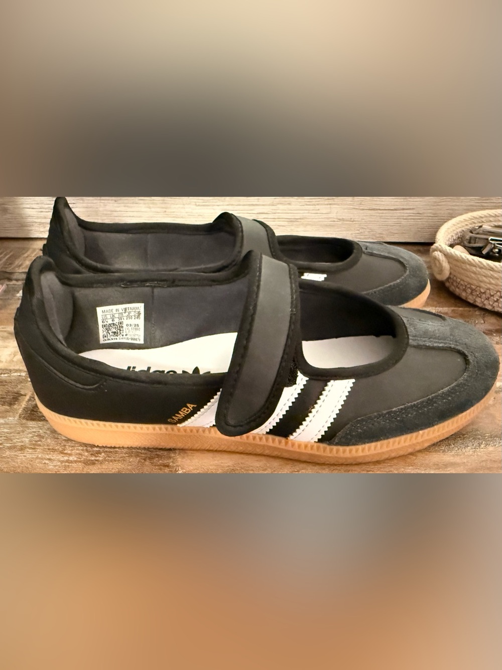 Adidas MaryJane Sambas - Picture 5 of 7